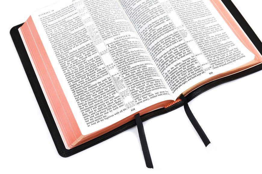 Cambridge Concord Reference Edition, Black Edge-lined Goatskin Leather, Black Letter