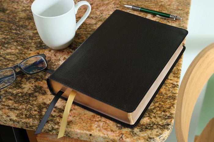 Thompson Chain-Reference Bible, Standard Size, Bonded Black