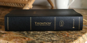 Thompson Chain-Reference Bible, Handy Size, Bonded Black