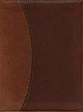 Load image into Gallery viewer, Scofield Study Bible PE Brown/Tan
